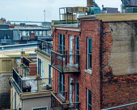 The Brock Street Commons - Photo 2