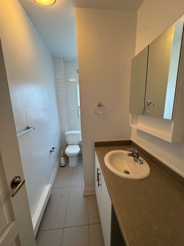 For Lease - 98 Northcliffe Boulevard Unit# 6, Toronto, Ontario - Photo 3