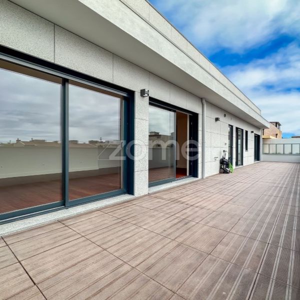 Apartamento T4 em Porto - Photo 1