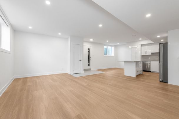 For Lease - 1975 Banff Avenue Unit# B, Hunt Club - South Keys and Area, Ontario - Photo 1