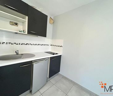 Location Appartement 1 pièce 22m² - Photo 3