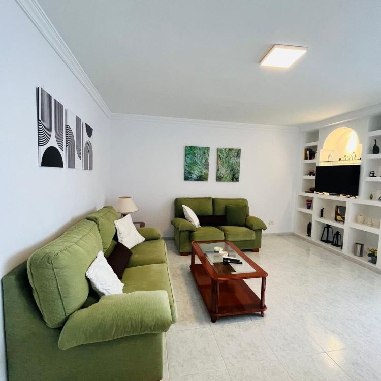 2 Bed Flat / Apartment to Rent - Photo 1