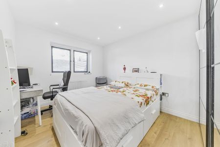 Traps Lane, New Malden, KT3 - Photo 3