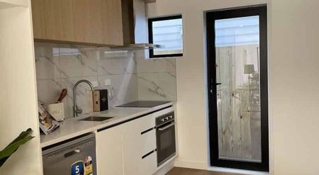 Modern Comfort with Two Ensuite Bedrooms - Photo 5