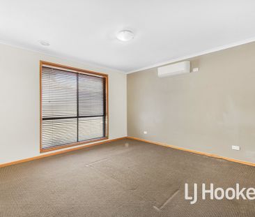 1/7 Sarah Place, Hampton Park VIC - Photo 4