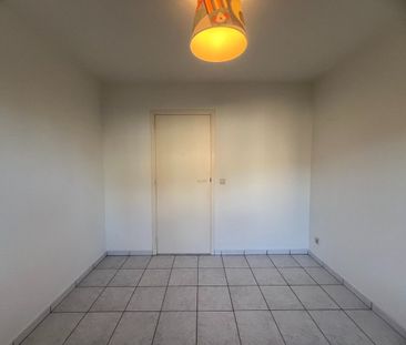 Ruim 3-slaapkamerappartement met autostaanplaats te huur in Heverlee - Photo 1