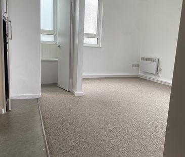 1 Bed Flat, Hilltop House, N6 - Photo 6