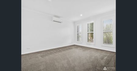 Family Living with all the EXTRAS! - Photo 5