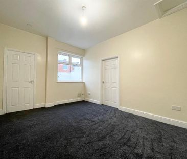 2 bedroom terraced bungalow to rent - Photo 2