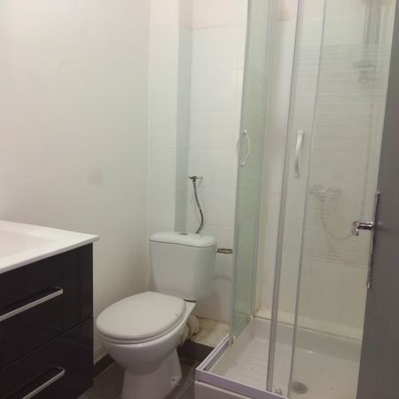 Location Appartement 1 pièce 25m² NARBONNE 11100 - Photo 3