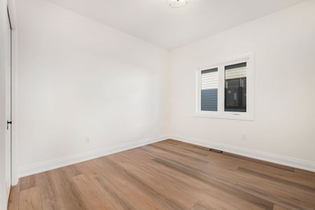 For Lease - 253 Argile Street, Casselman, Ontario - Photo 4