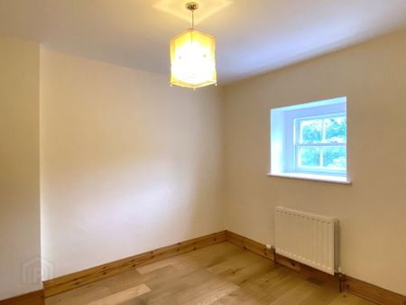 14 Bridge Street, Lisburn, BT28 1XY - Photo 2