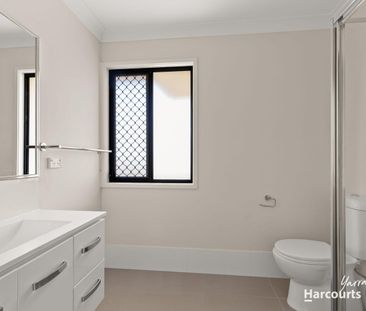 Modern Family Living in the Heart of Yarrabilba - Photo 5