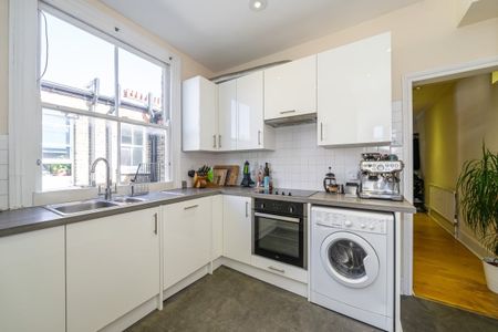 2 bedroom flat to rent - Photo 5