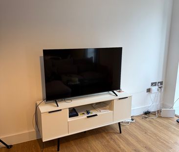 2 Bed Flat, Cavenham House, BS5 - Photo 3