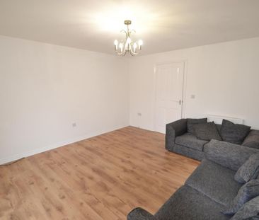 3 bedroom terraced house to rent - Photo 2