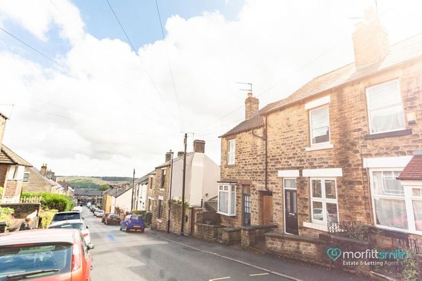 3 bedroom terraced house to rent - Photo 1