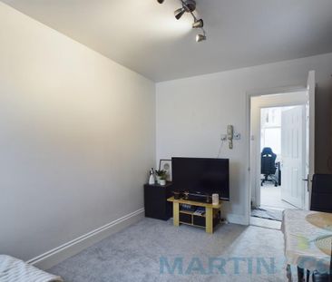 1 bedroom ground floor flat to rent - Photo 6