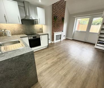 1 bedroom terraced house to rent - Photo 5