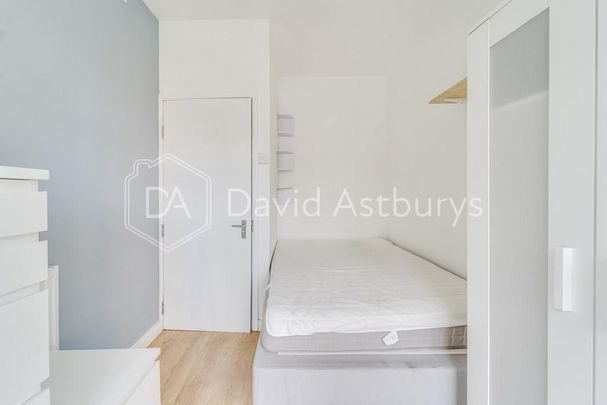 4 bedroom flat to rent - Photo 1