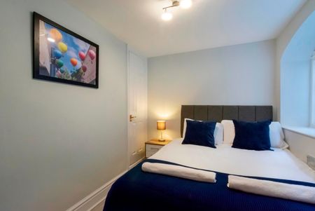 2 Bed Flat, Clifton, BS8 - Photo 5