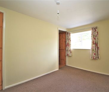 Roundwell Street, South Petherton, TA13 - Photo 4