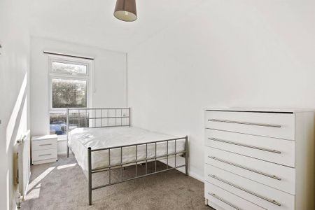4 bedroom house to rent - Photo 2