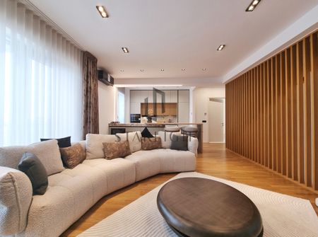 Designer Duplex Penthouse for Rent | Luxuria Residence - Fotografie 2