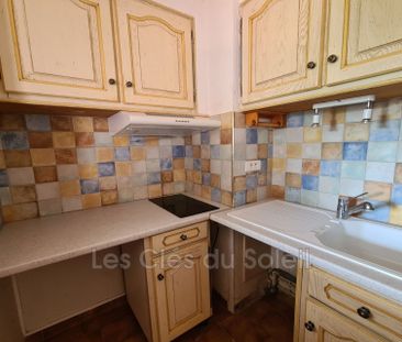 Location appartement studio 30 m² Bandol - Photo 1