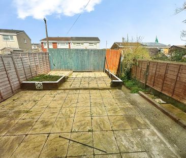 3 bedroom property to rent - Photo 3