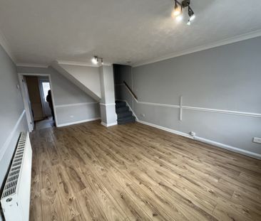 2 Bed Heather Close - Photo 1