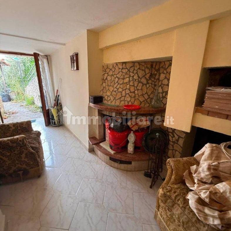 Villa unifamiliare via Oliveto, Petruro Irpino - Photo 1