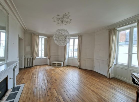 Appartement T6 à louer - 223 m² - Photo 1