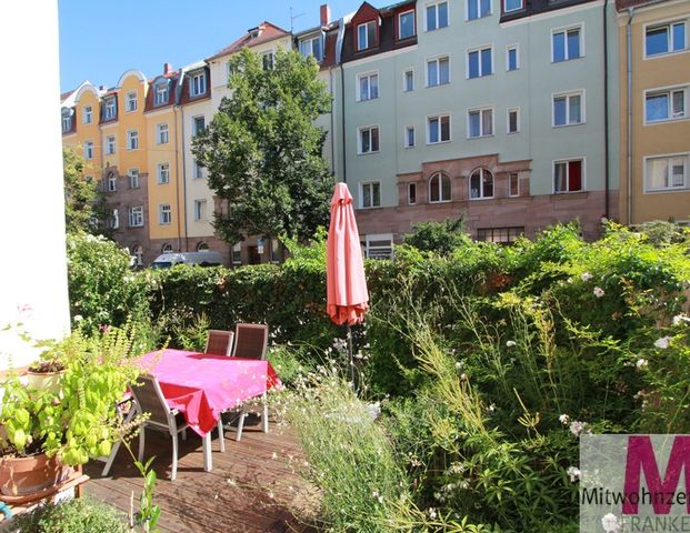 gemütliche Altbauwohnung mit hohen Decken - Foto 1