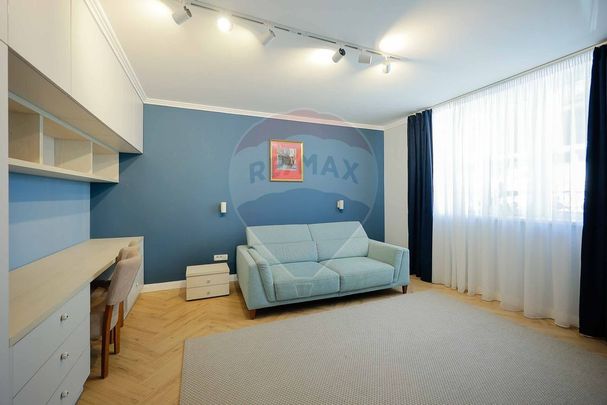 Casă de închiriat cu 3 camere, Ultracentral-Parcul Bră... - Fotografie 1