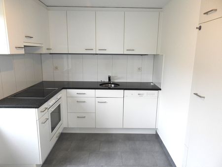 "helle 4.5-Zimmer-Wohnung mit grosszügigem Balkon" - Photo 5