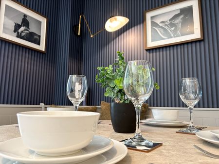 4 Bed Semi-Detached House, Edgewood Road, M9 - Photo 3