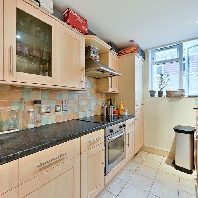 2 bedroom flat to rent - Photo 1