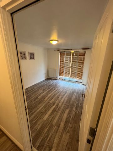 2 Bed Flat, Blenheim Court, RG1 - Photo 5