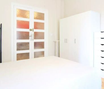 Calle de Serrano, Madrid, Community of Madrid 28006 - Photo 4