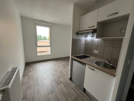 Location Appartement 1 pièce 18m² FRANQUEVILLE ST PIERRE 76520 - Photo 5