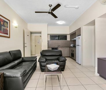 CAIRNS CITY APARTMENT, IN SOUGHT AFTER COMPLEX! - Photo 1