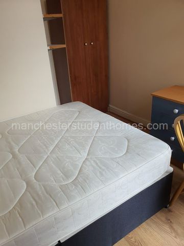 Moseley Road, Manchester, M14 6PA - Photo 2