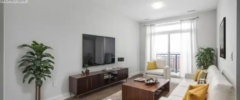 612 - 5917 MAIN STREET | 612 - 5917 MAIN STREET, Whitchurch-Stouffville - Photo 1