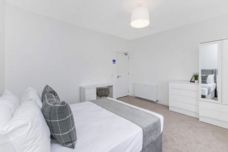 2 bedroom flat to rent - Photo 3