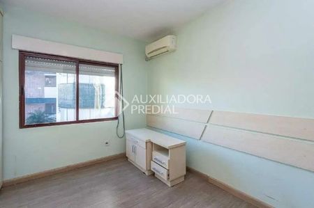 Apartamento com 3 quartos e 77m² para alugar em Chácara das Pedras, Porto Alegre. - Foto 5