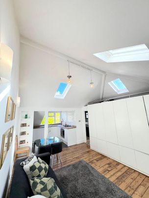 3 bedroom flat to rent - Photo 1