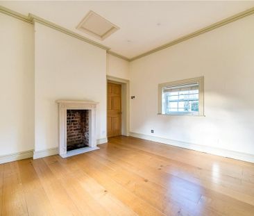 3 bedroom detached house to rent - Photo 3