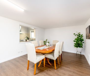 3 BEDROOM + STUDY RENOVATED DREAM - Photo 1