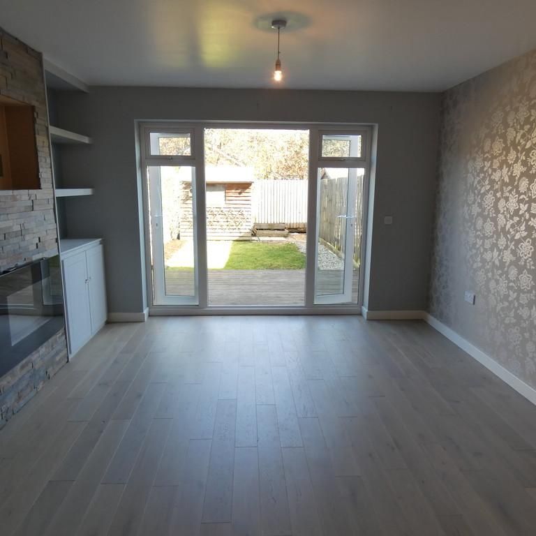 2 bedroom terraced house to rent - Photo 1